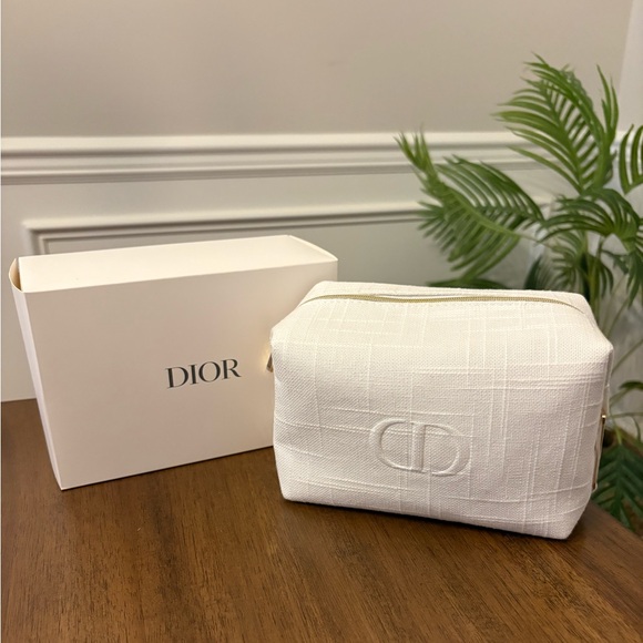 Dior Handbags - Dior Cream fablic cosmetic pouch